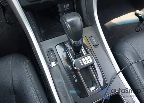 2013 Honda Accord Touring from USA, damaged, VIN 1HGCR3F95DA007828